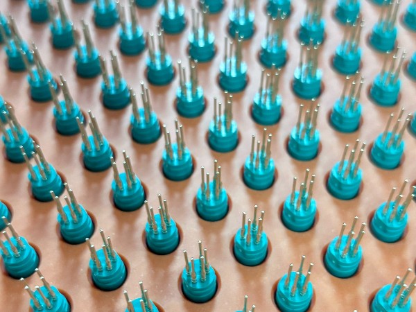 連接器上的pin針和膠芯如何快速組裝？