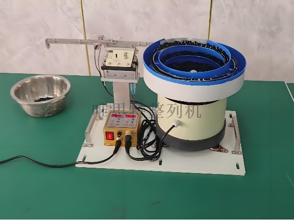 傳統(tǒng)振動盤OUT！現(xiàn)在工廠都在用零件自動整列機(jī)了