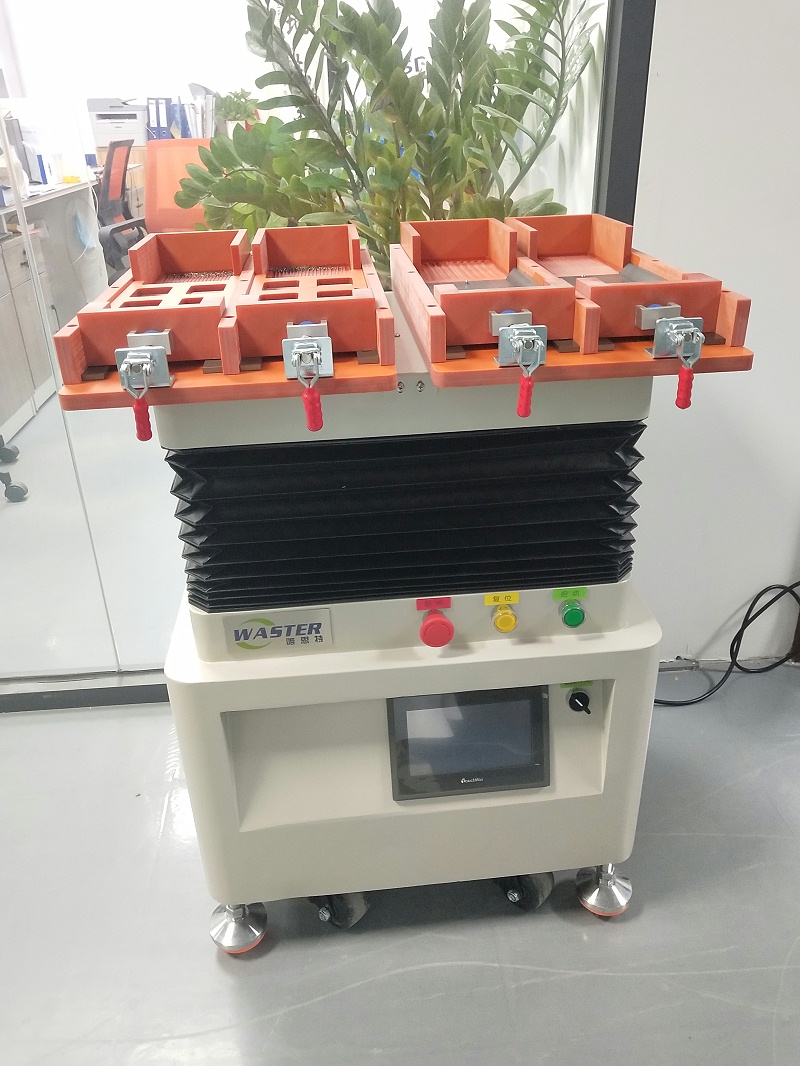 芯片自動擺盤機實拍