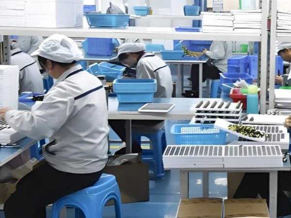 異形塑料件自動排列：告別人工擺盤的低效時代